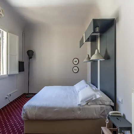Dome מלון 3*