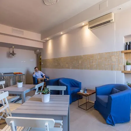 Dome Hotel 3*